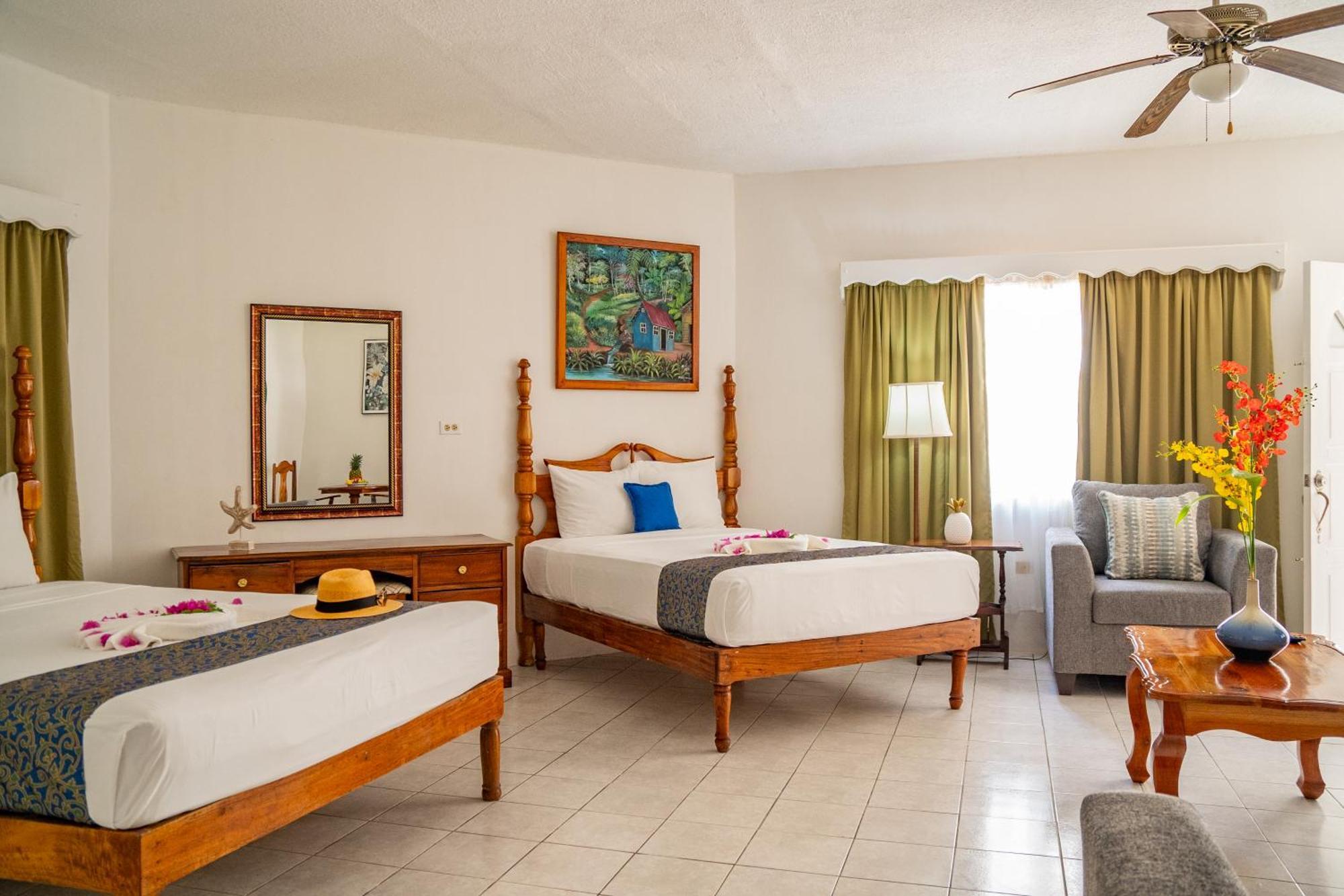 Merrils Beach Resort II Негрил Екстериор снимка