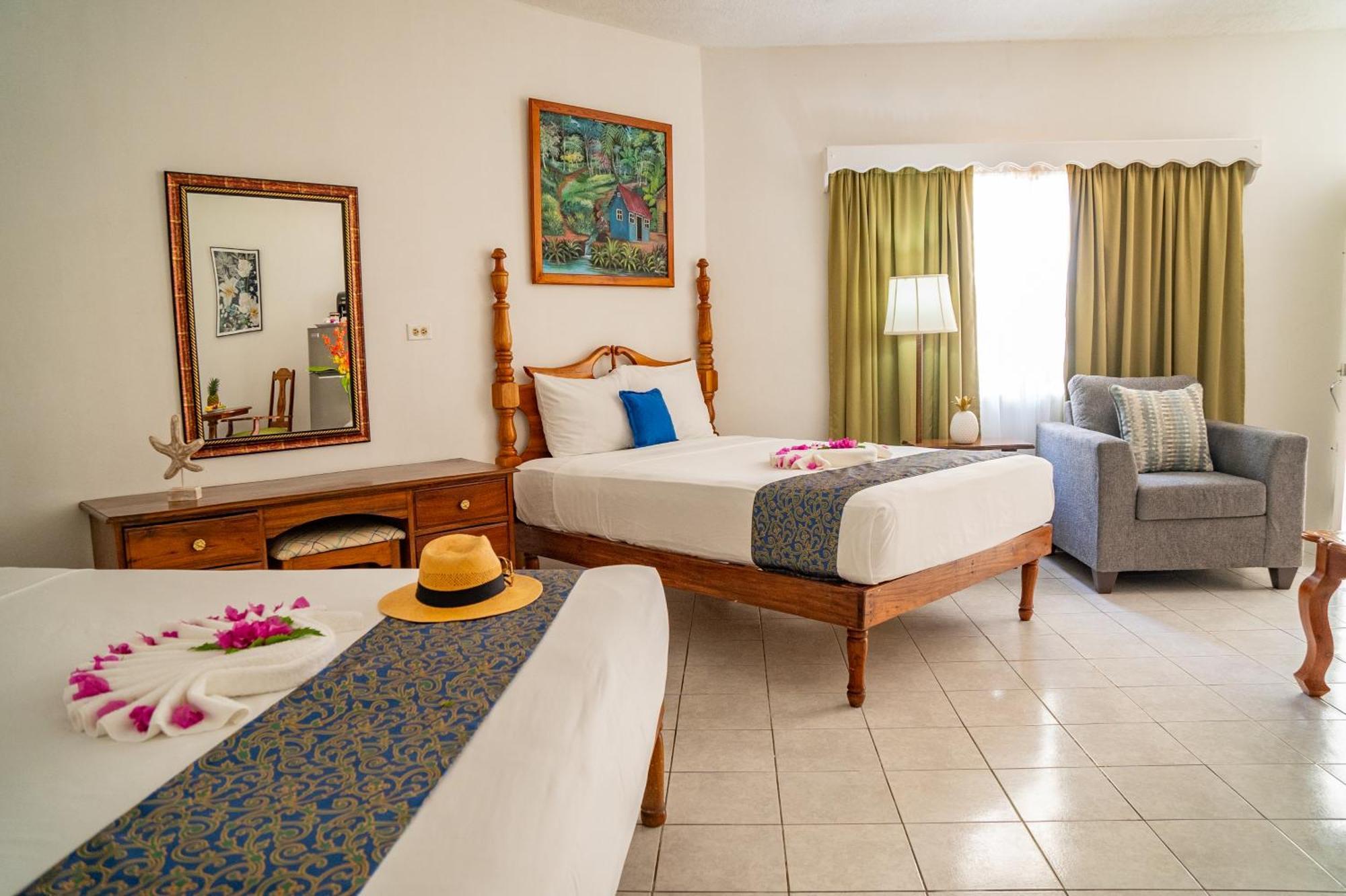 Merrils Beach Resort II Негрил Екстериор снимка